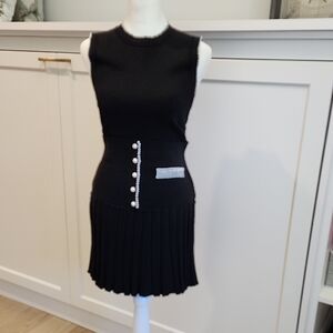 Elegant Black Skirt Set